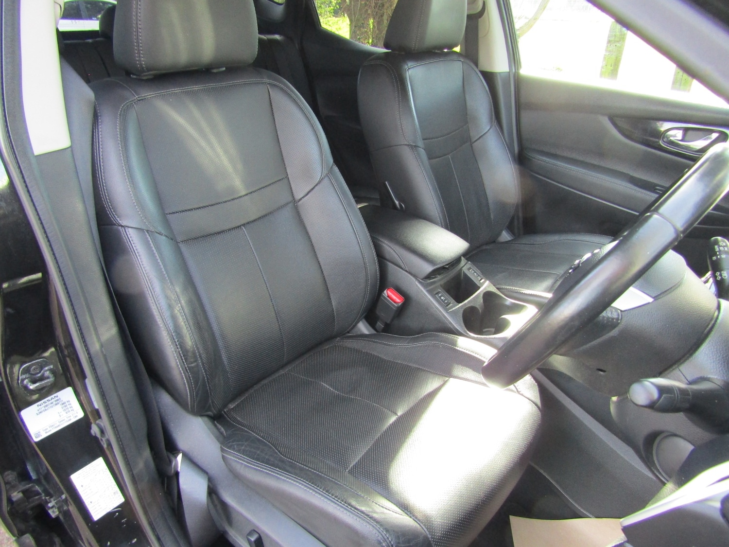 Used Nissan Qashqai 2015 for sale - 77543837: Photo 8