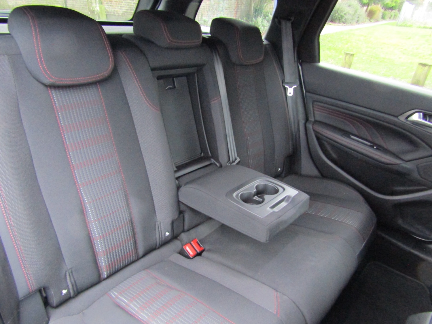 Used Peugeot 308 2017 for sale - 77283435: Photo 17