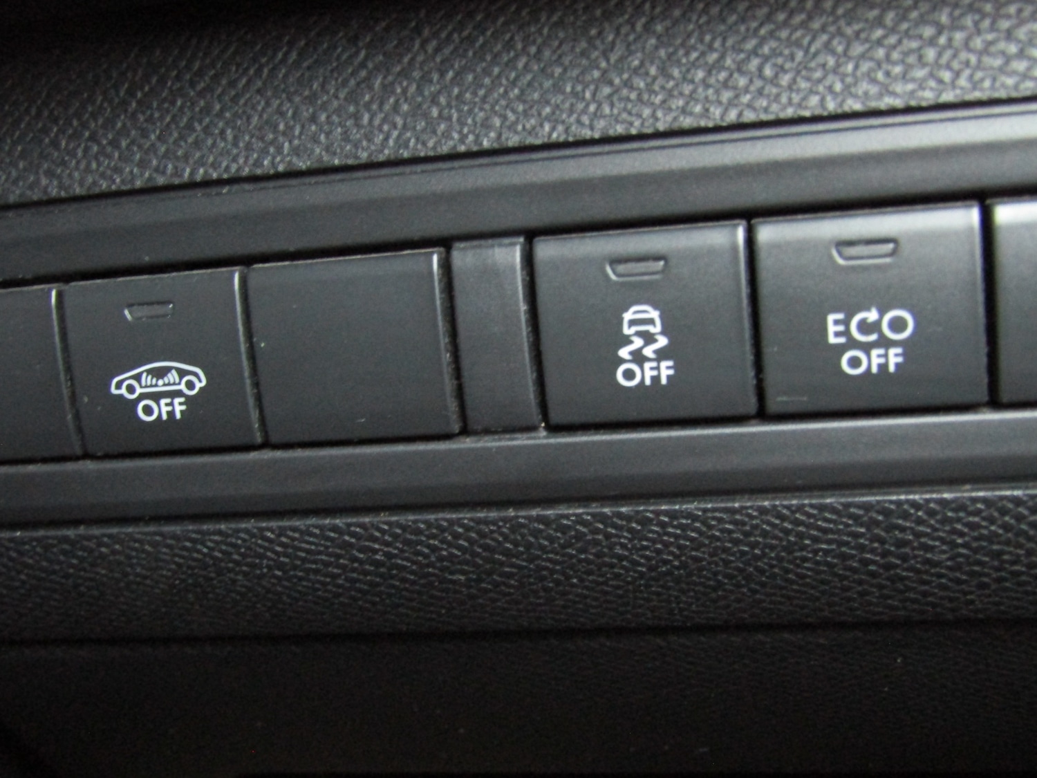 Used Peugeot 308 2017 for sale - 77283435: Photo 26