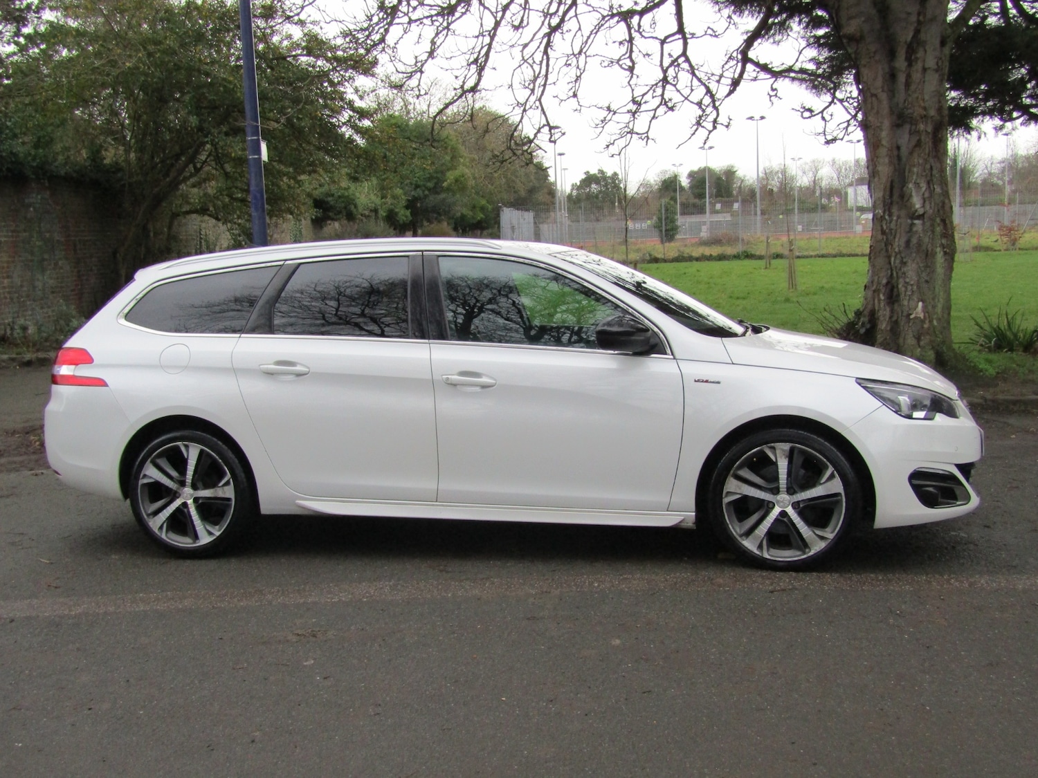 Used Peugeot 308 2017 for sale - 77283435: Photo 3