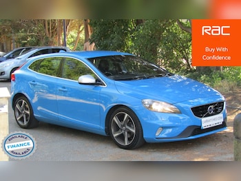 Used Volvo V40 2015 for sale - 79407513: Photo