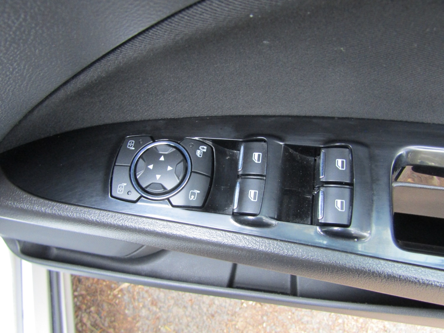 Used Ford Mondeo 2015 for sale - 76403301: Photo 25