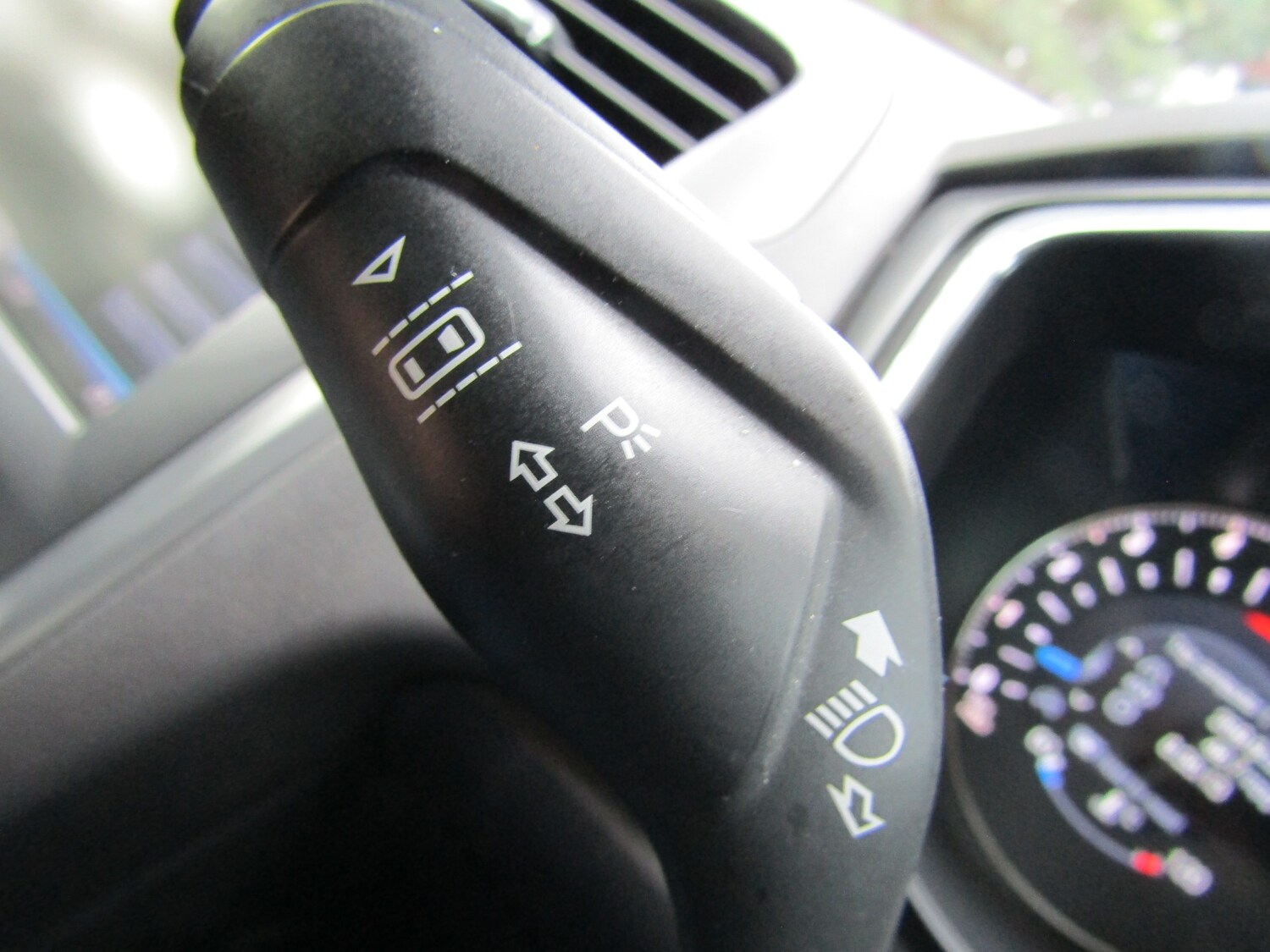 Used Ford Mondeo 2015 for sale - 76403301: Photo 29