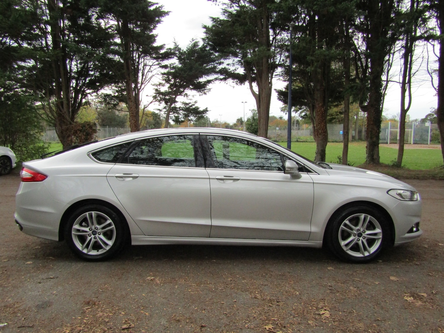 Used Ford Mondeo 2015 for sale - 76403301: Photo 7