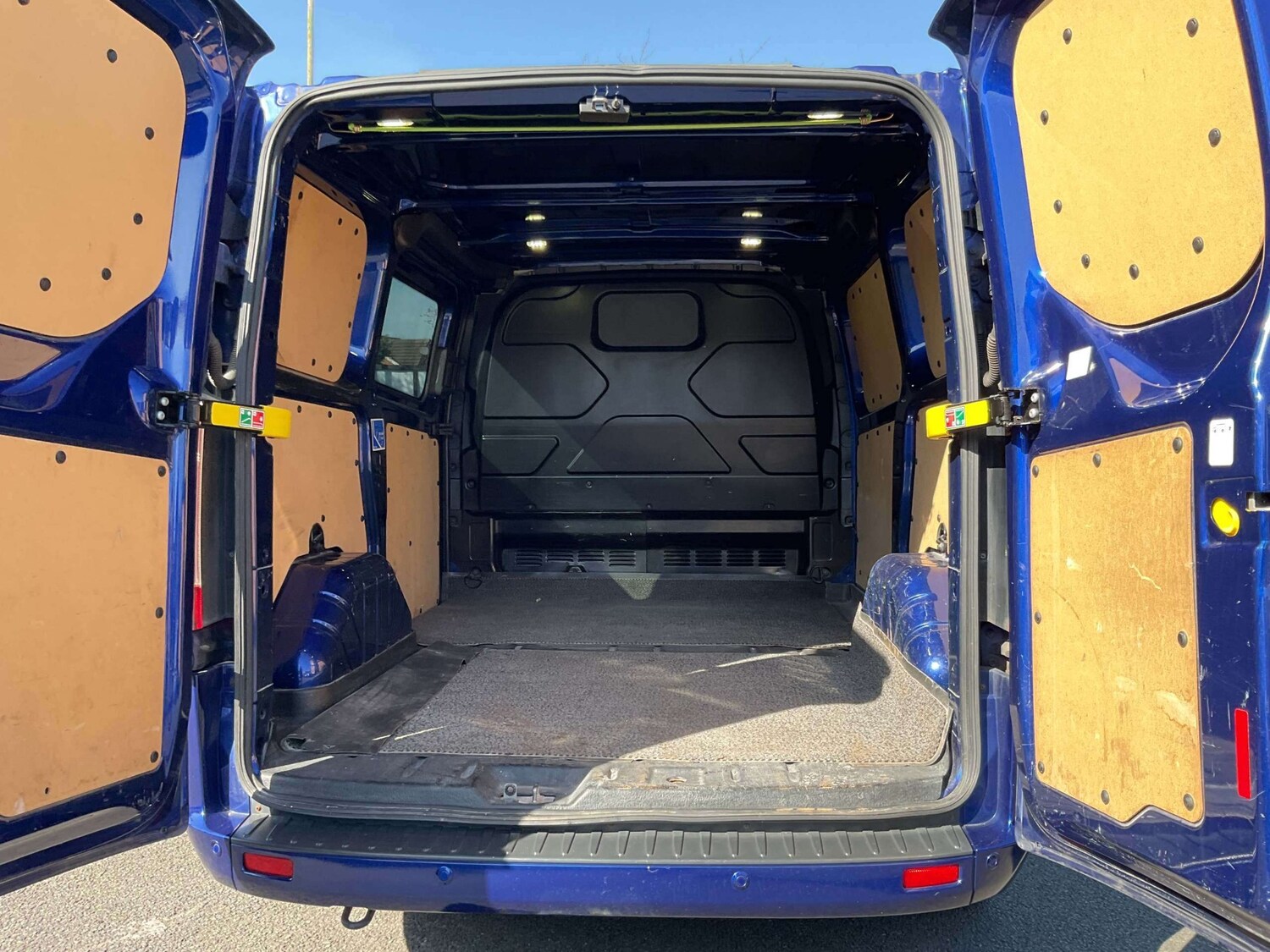 Used Ford Transit Custom for sale - 78067011: Photo 7