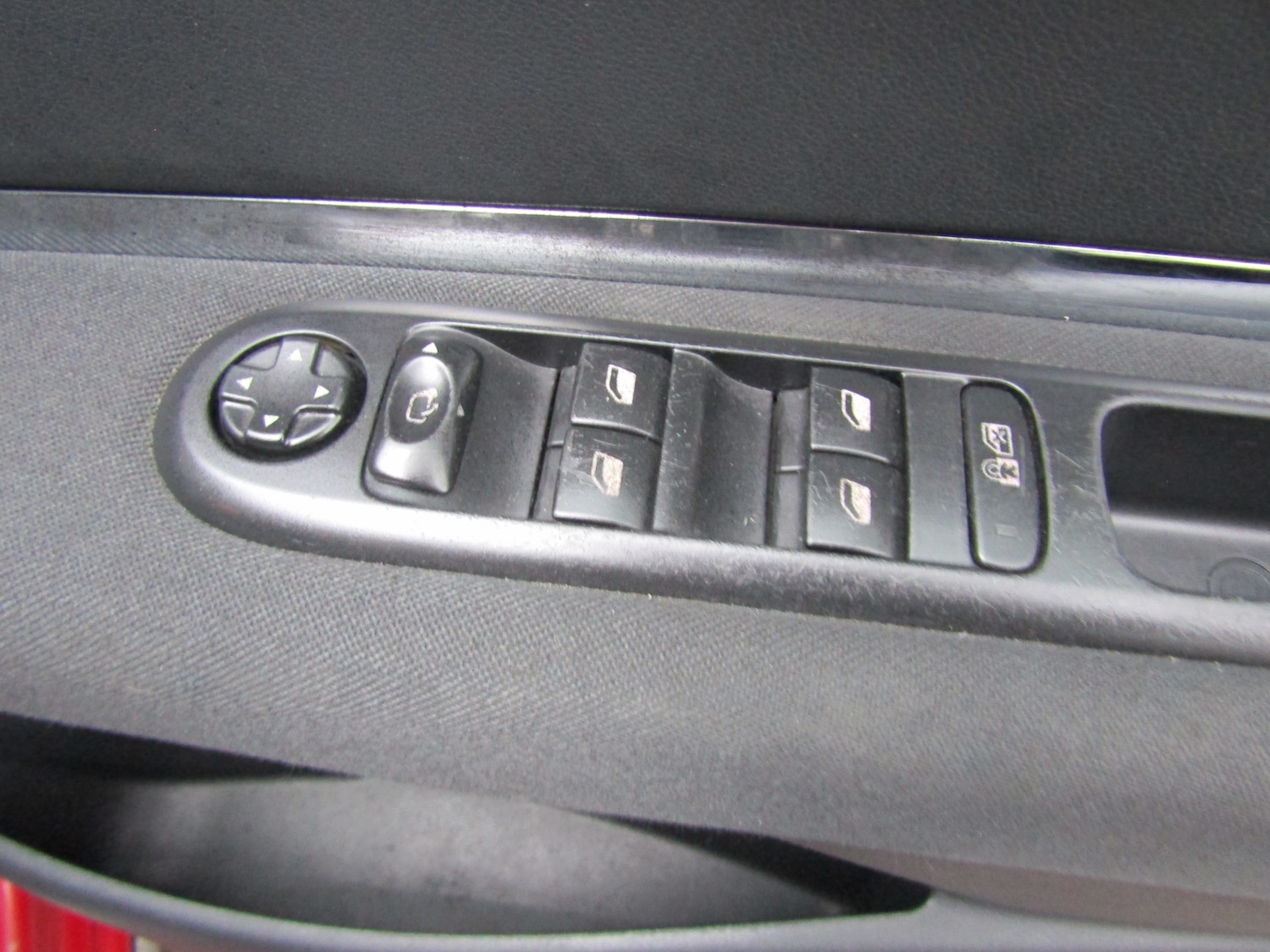 Used Peugeot 3008 2014 for sale - 77298298: Photo 22