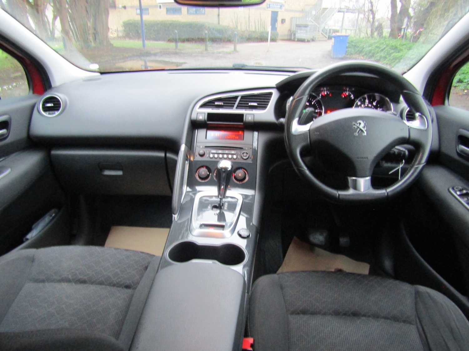 Used Peugeot 3008 2014 for sale - 77298298: Photo 8