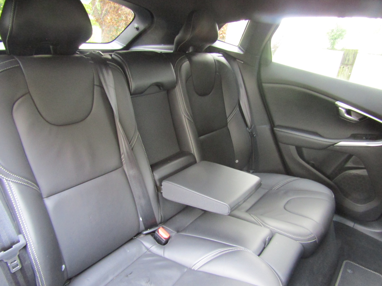 Used Volvo V40 2019 for sale - 76196243: Photo 11