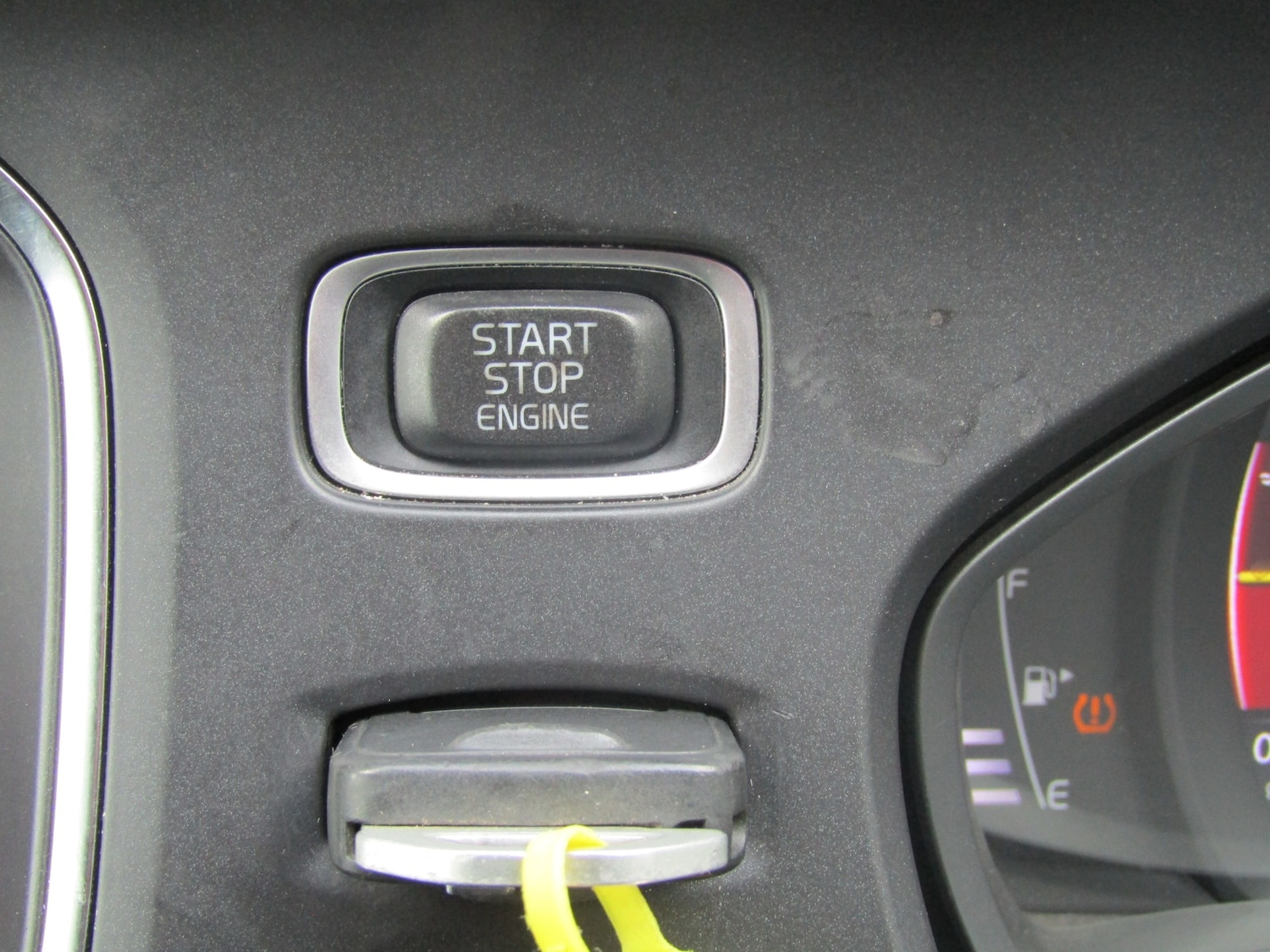 Used Volvo V40 2019 for sale - 76196243: Photo 23