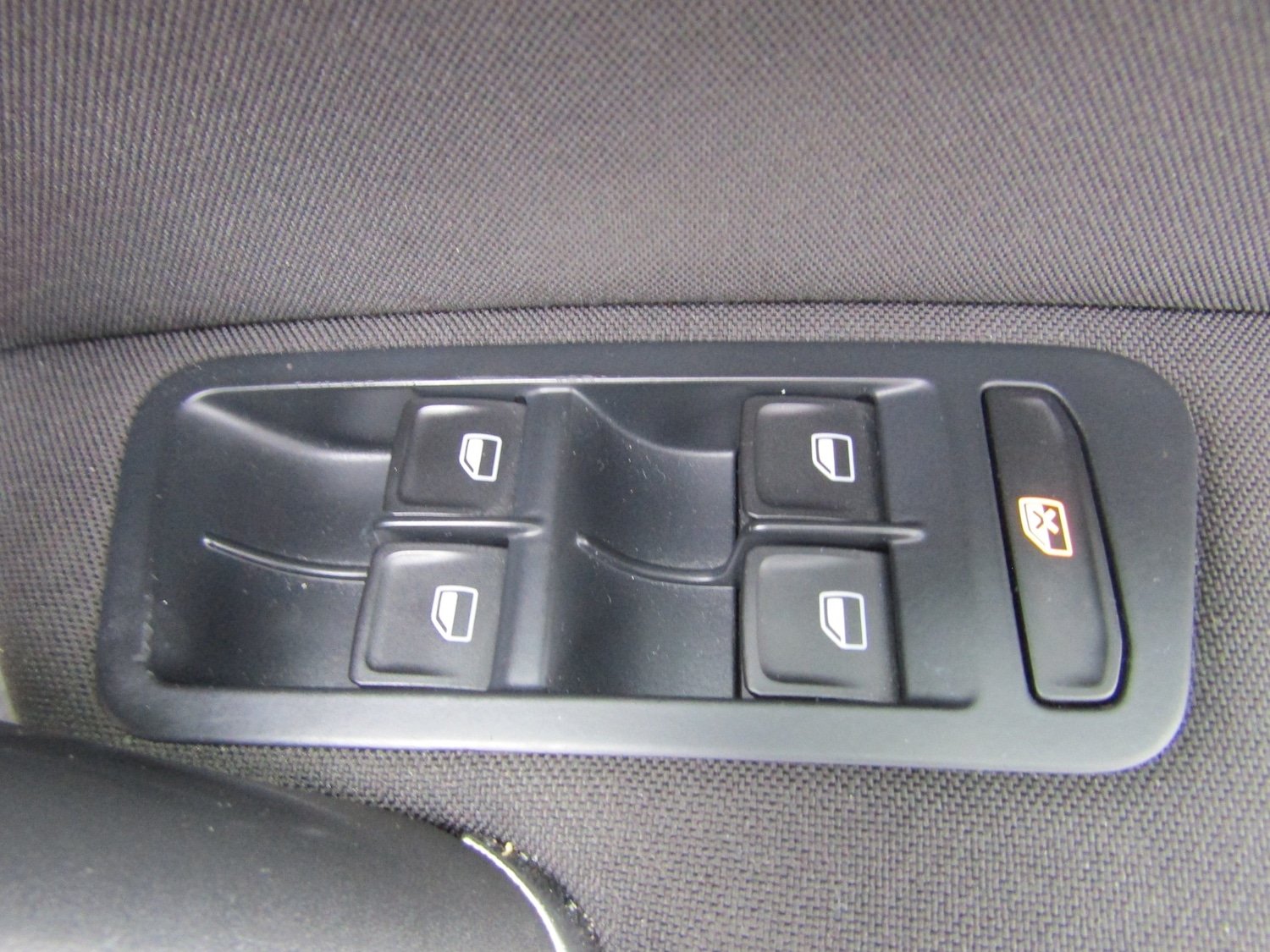 Used Volkswagen Golf 2014 for sale - 76403370: Photo 21