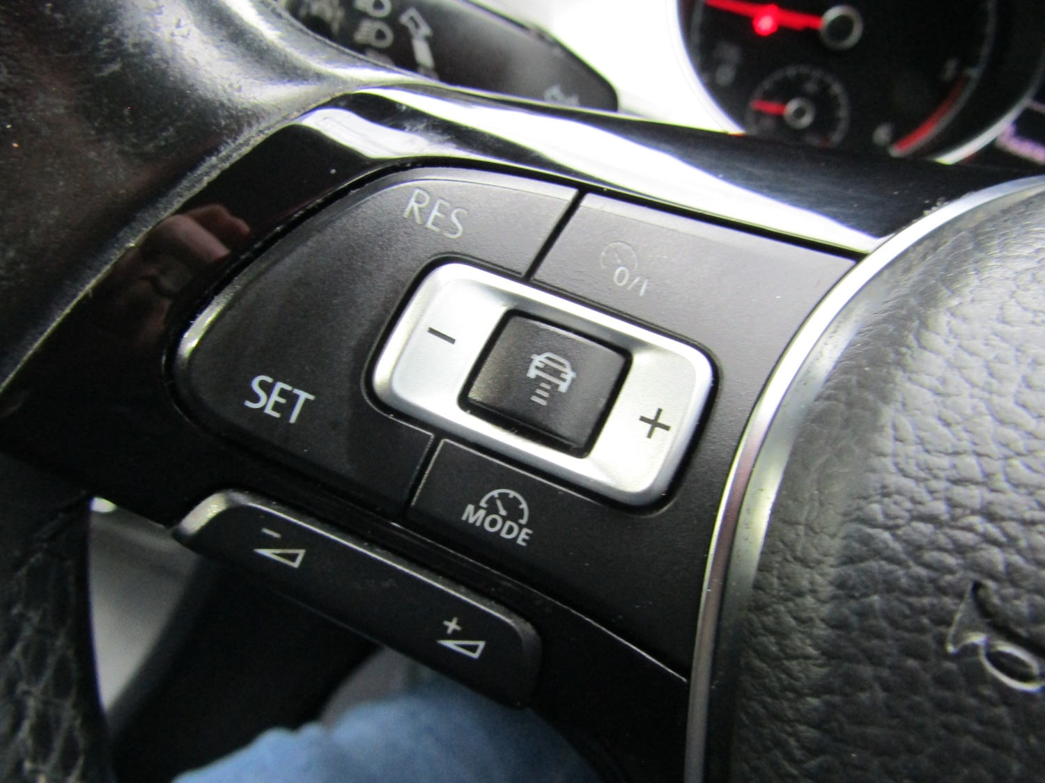 Used Volkswagen Golf 2014 for sale - 76403370: Photo 26