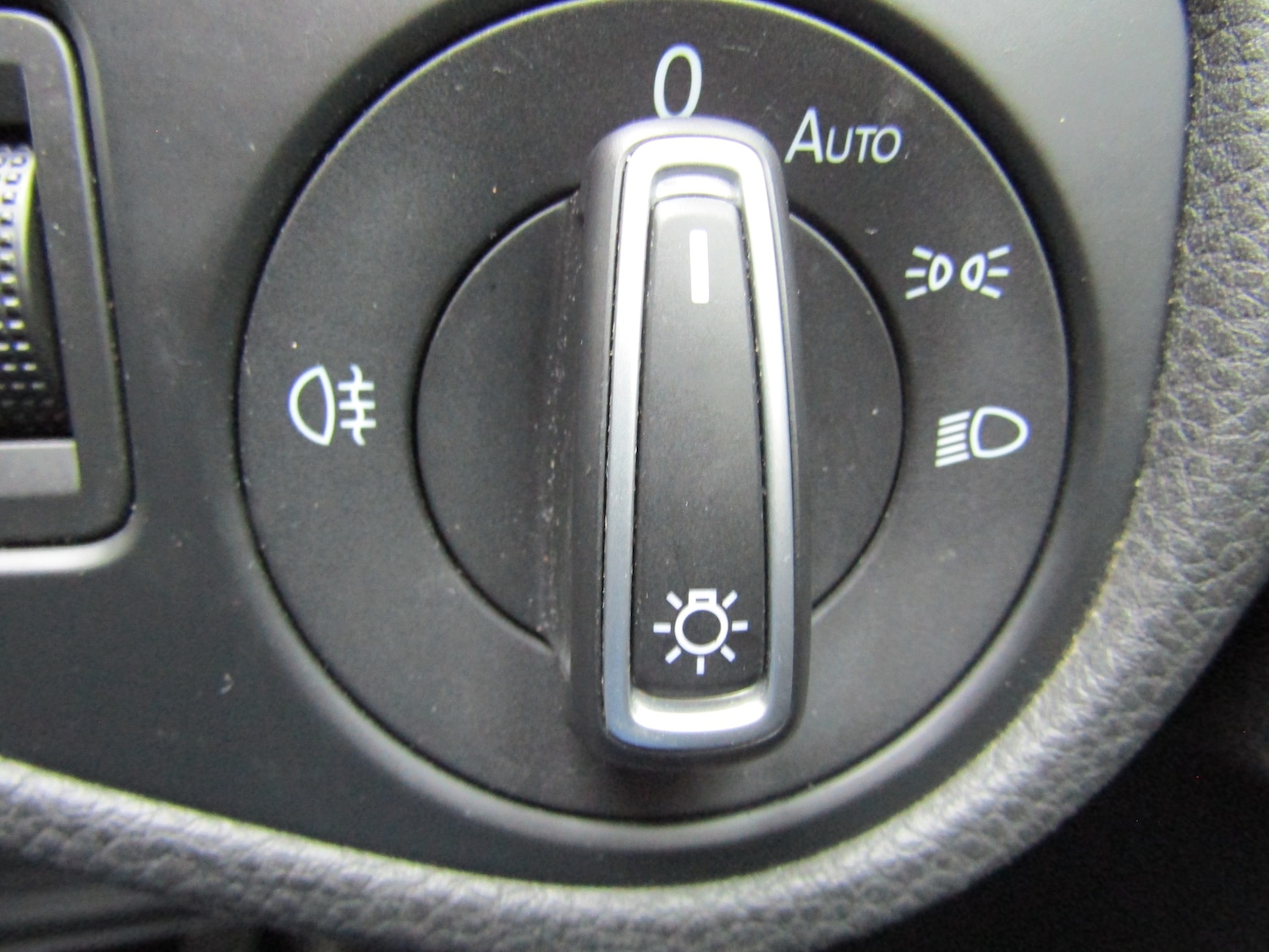 Used Volkswagen Golf 2014 for sale - 76403370: Photo 30