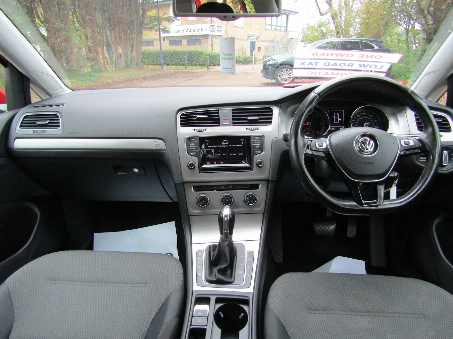 Used Volkswagen Golf 2014 for sale - 76403370: Photo 4