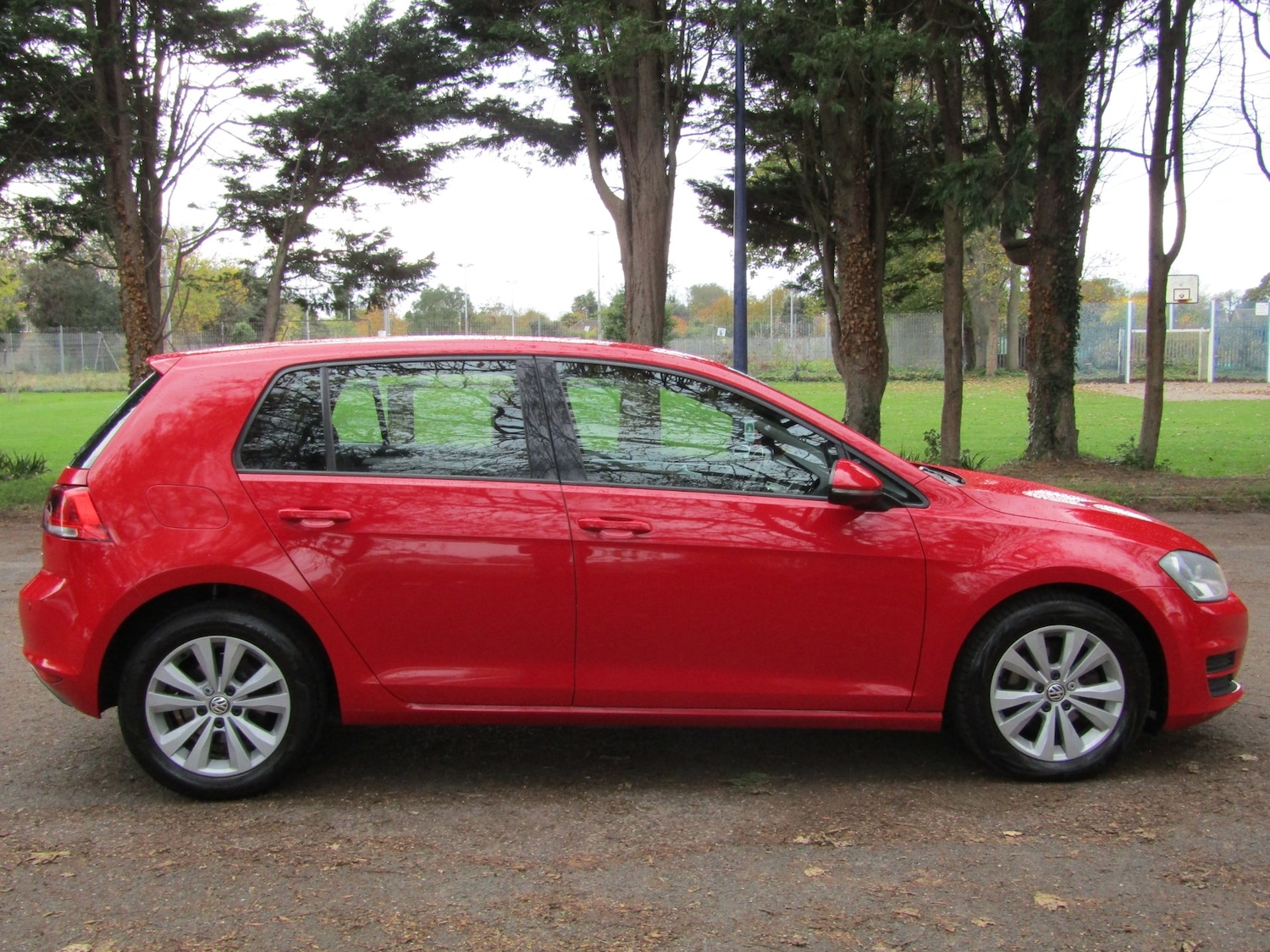 Used Volkswagen Golf 2014 for sale - 76403370: Photo 7