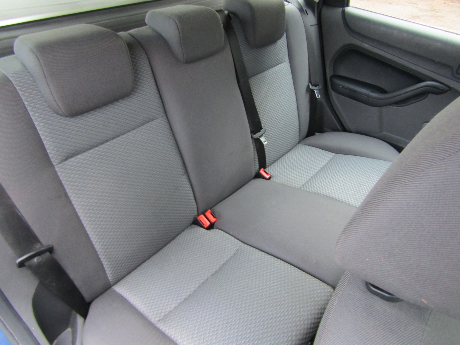 Used Ford Focus 2005 for sale - 76490468: Photo 8