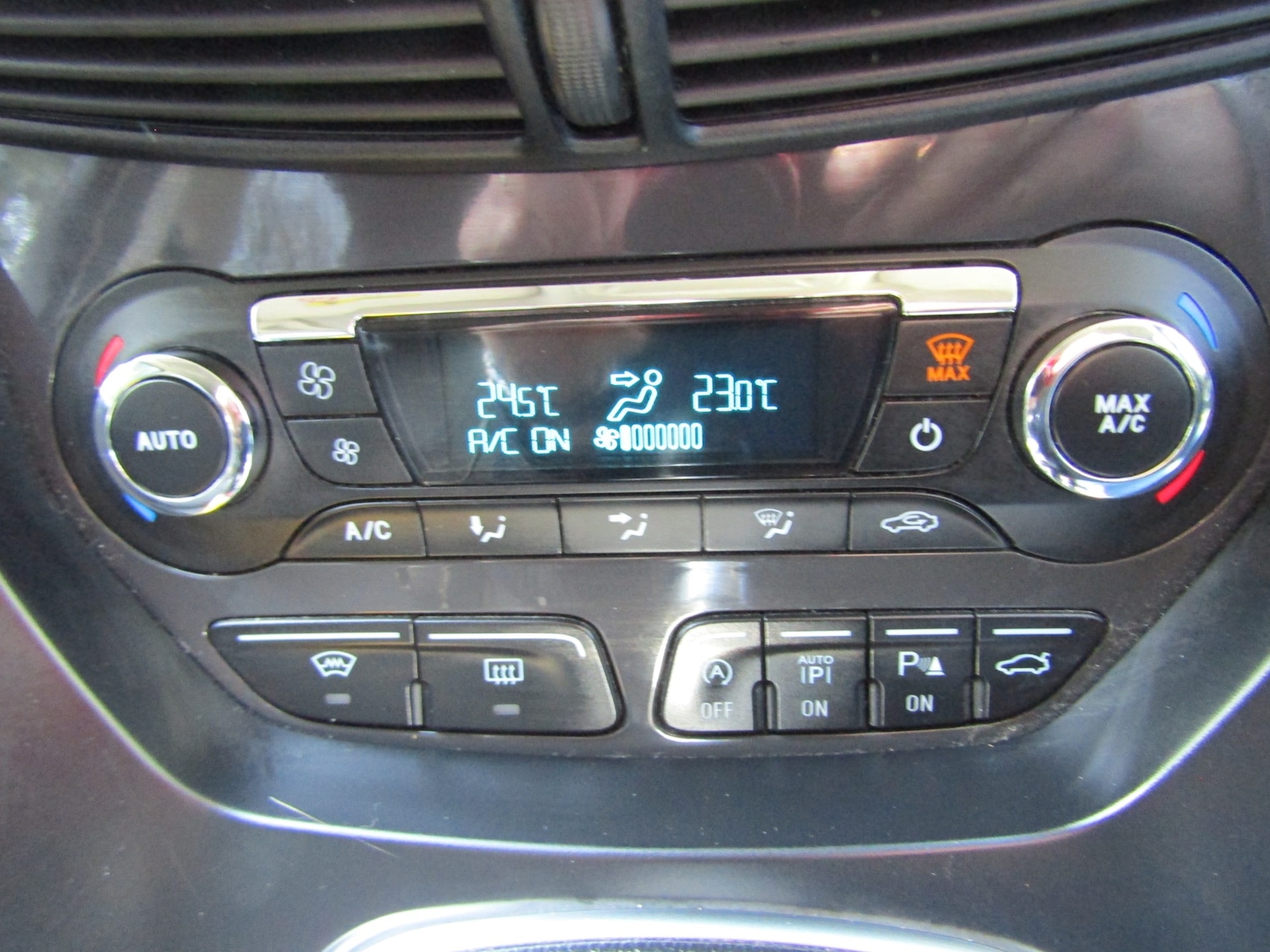 Used Ford Kuga 2016 for sale - 77716589: Photo 19