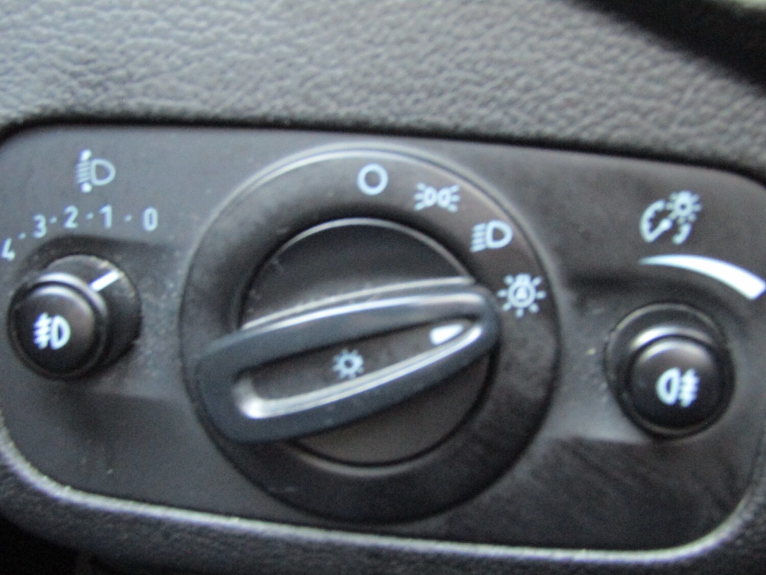 Used Ford Kuga 2016 for sale - 77716589: Photo 36