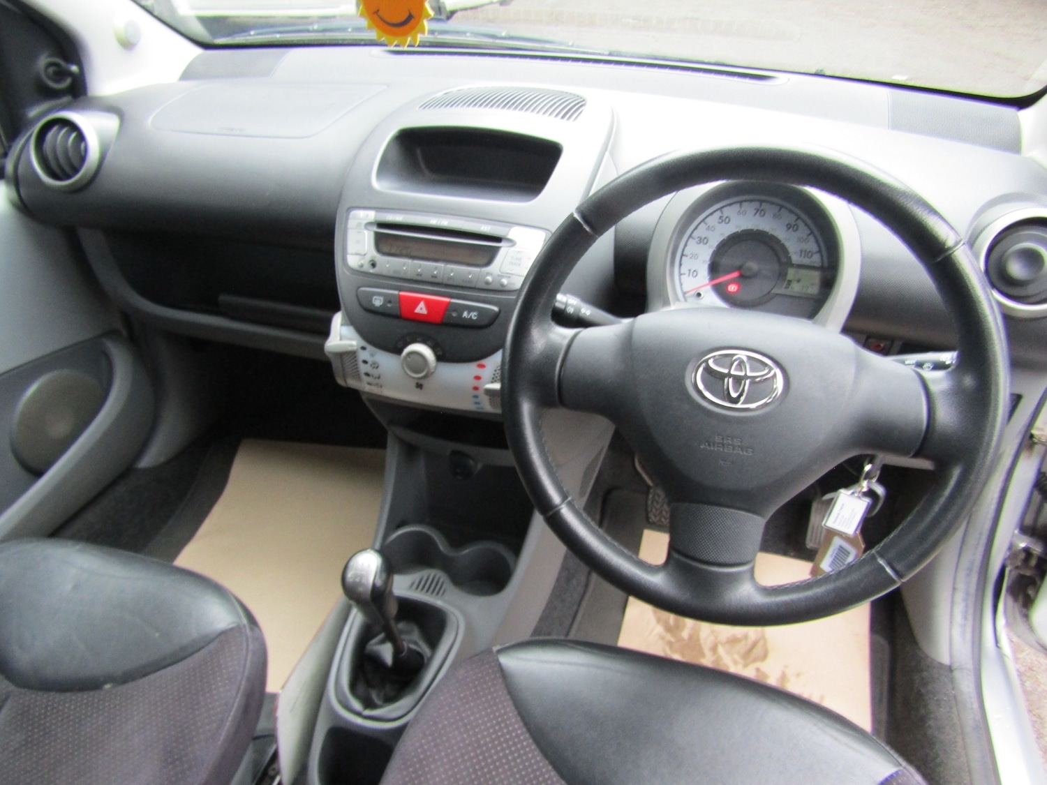 Used Toyota AYGO 2010 for sale - 77568424: Photo 4