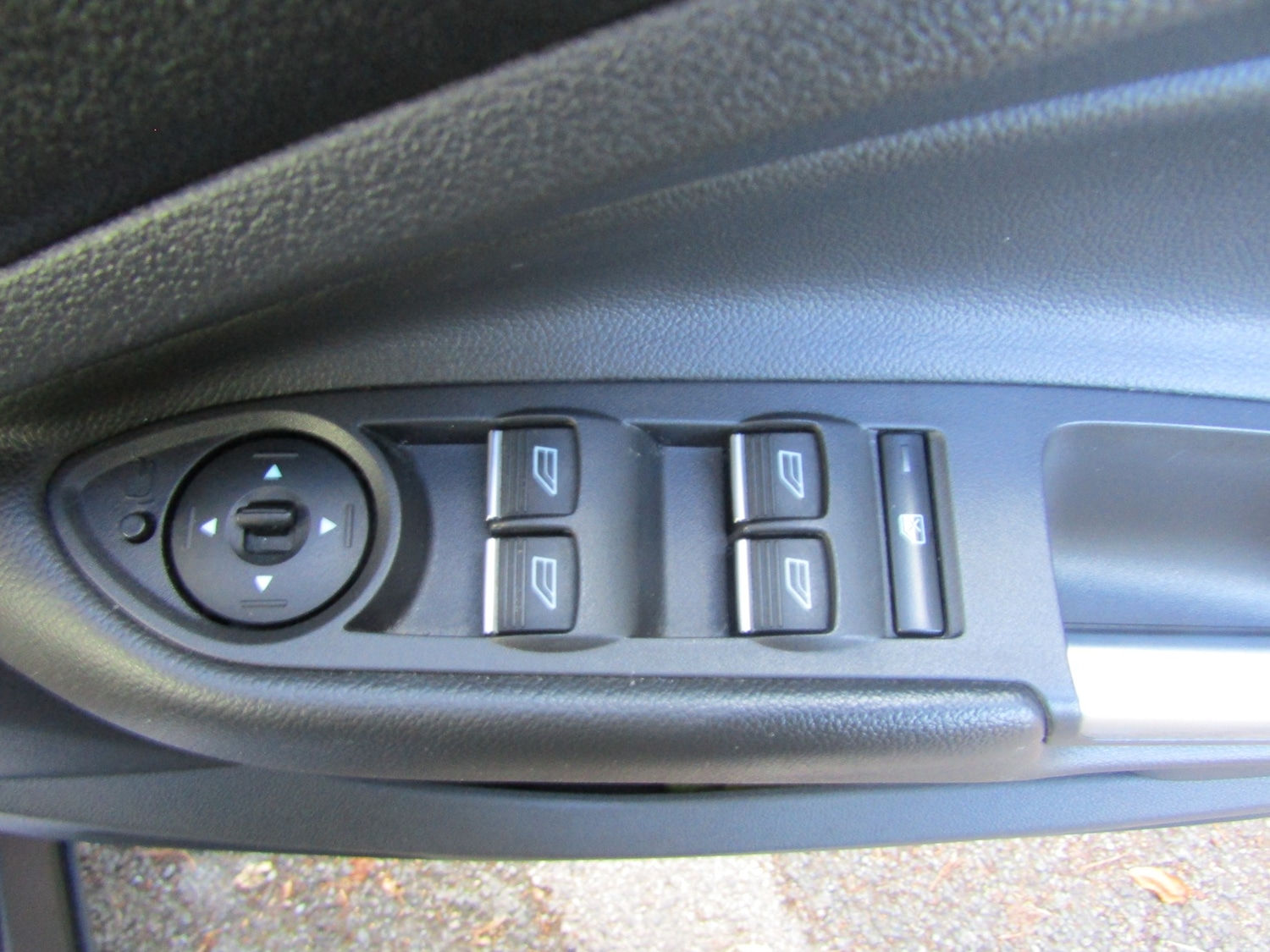 Used Ford Kuga 2015 for sale - 76309965: Photo 30