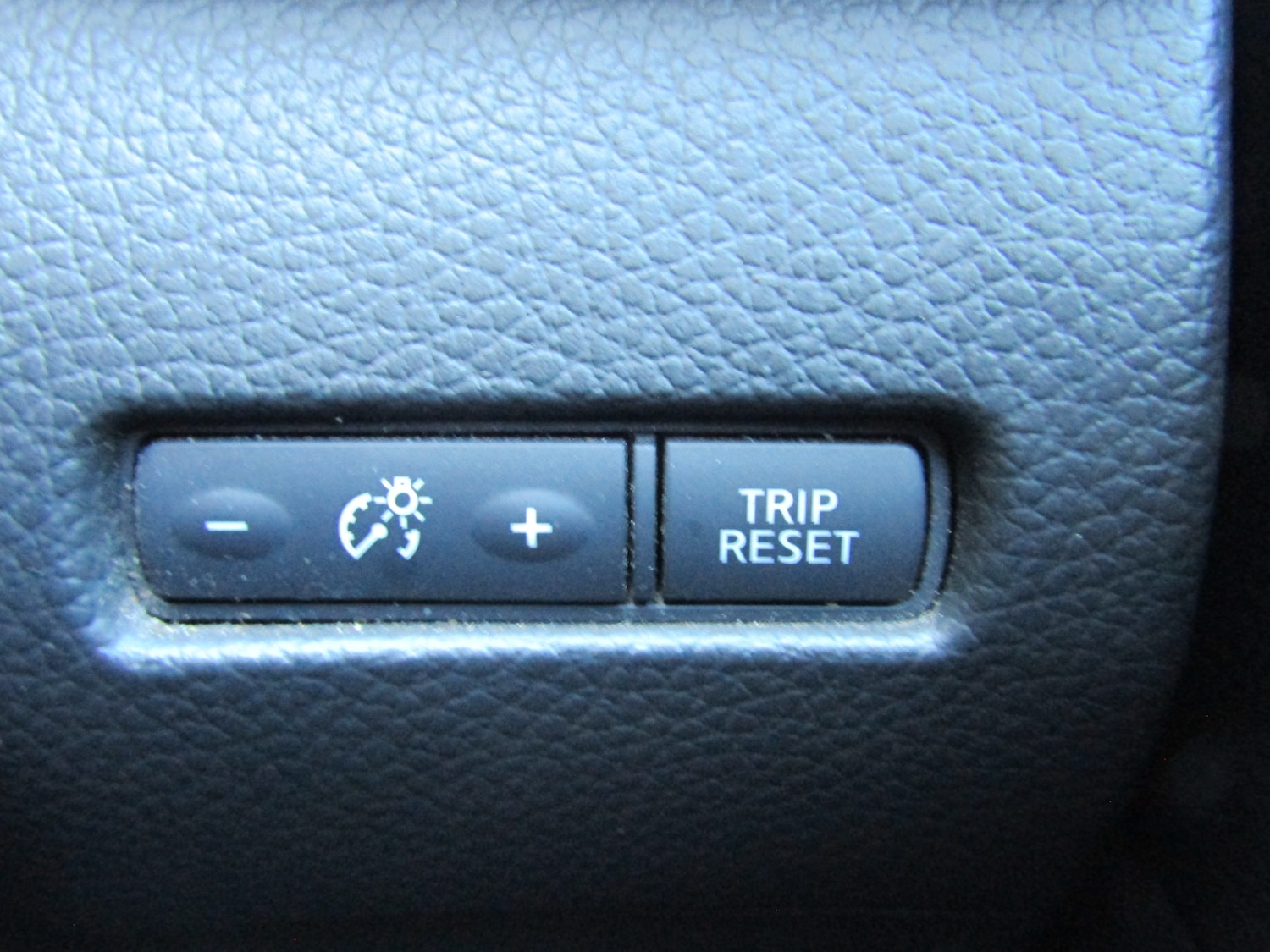 Used Nissan Qashqai 2015 for sale - 77775954: Photo 25