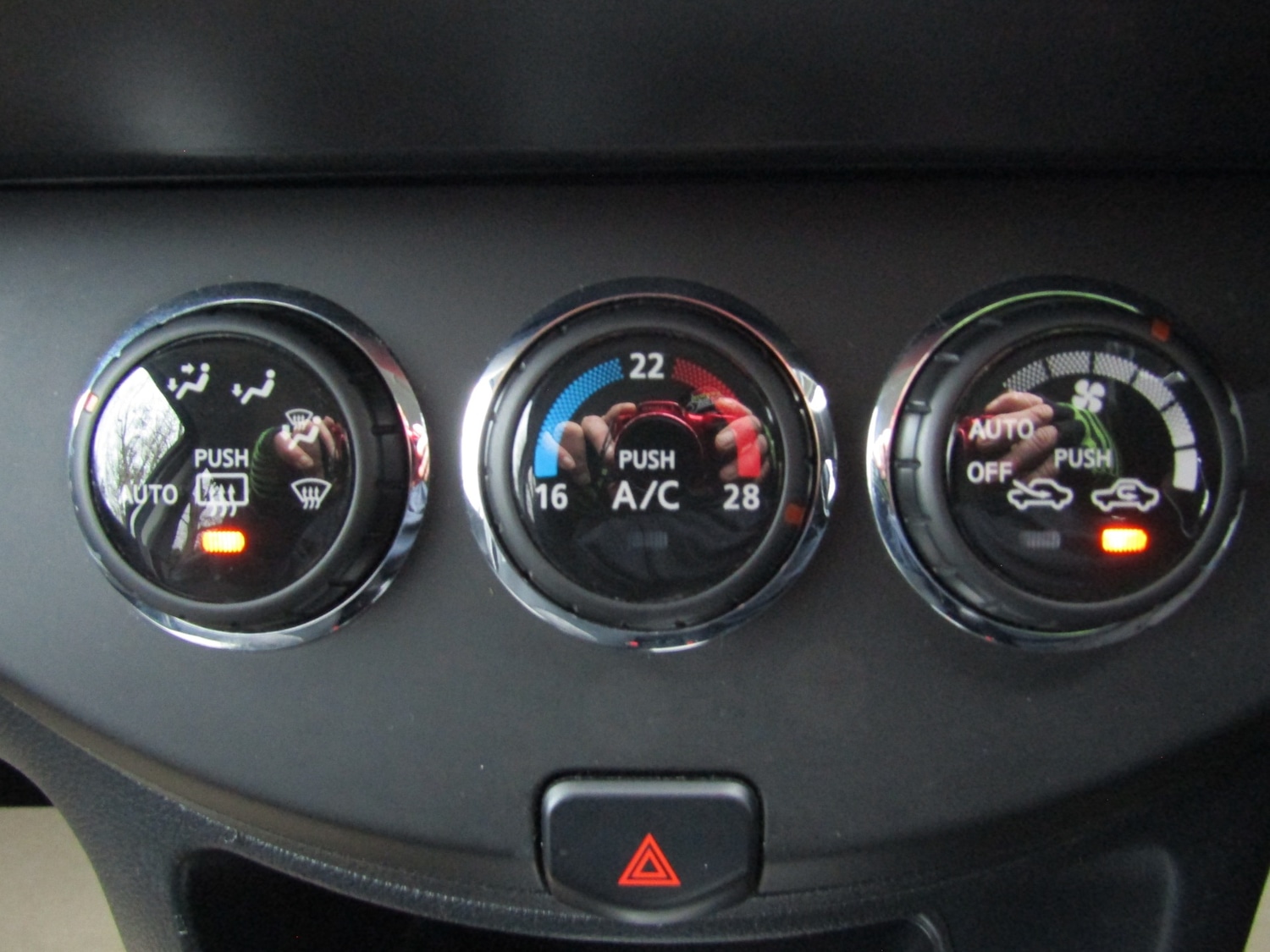 Used Nissan Note 2012 for sale - 76906393: Photo 14