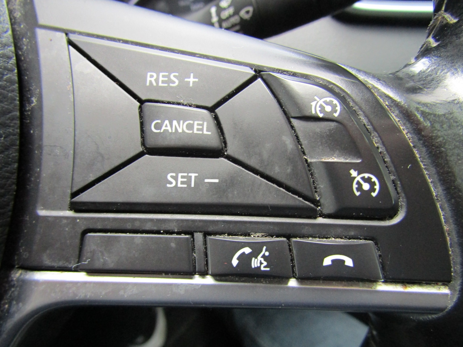 Used Nissan Qashqai 2018 for sale - 74912334: Photo 32
