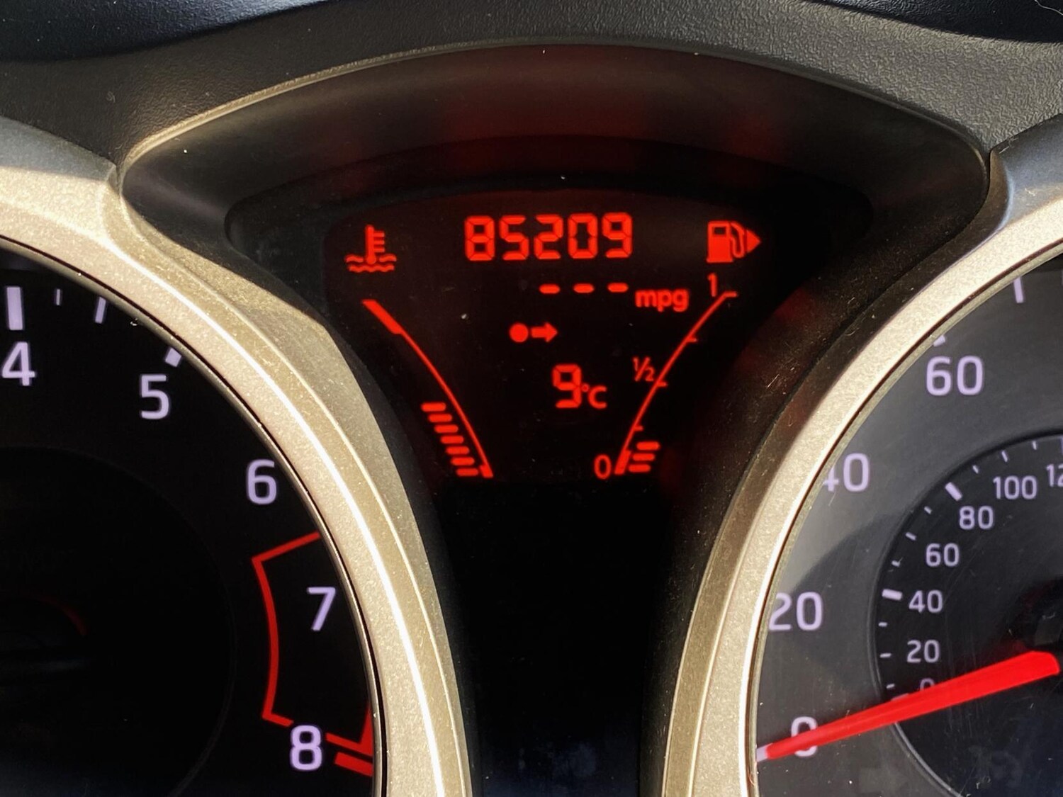 Used Nissan Juke 2011 for sale - 77813081: Photo 18