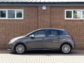 Used Peugeot 208 2018 for sale - 79664873: Photo
