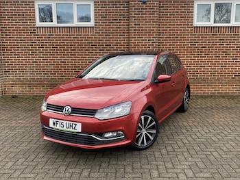 Used Volkswagen Polo 2015 for sale - 76904772: Photo