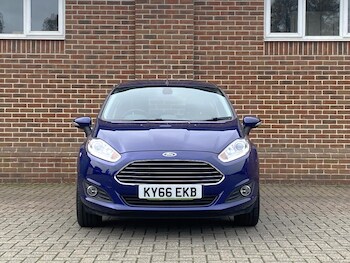 Used Ford Fiesta 2017 for sale - 76904770: Photo