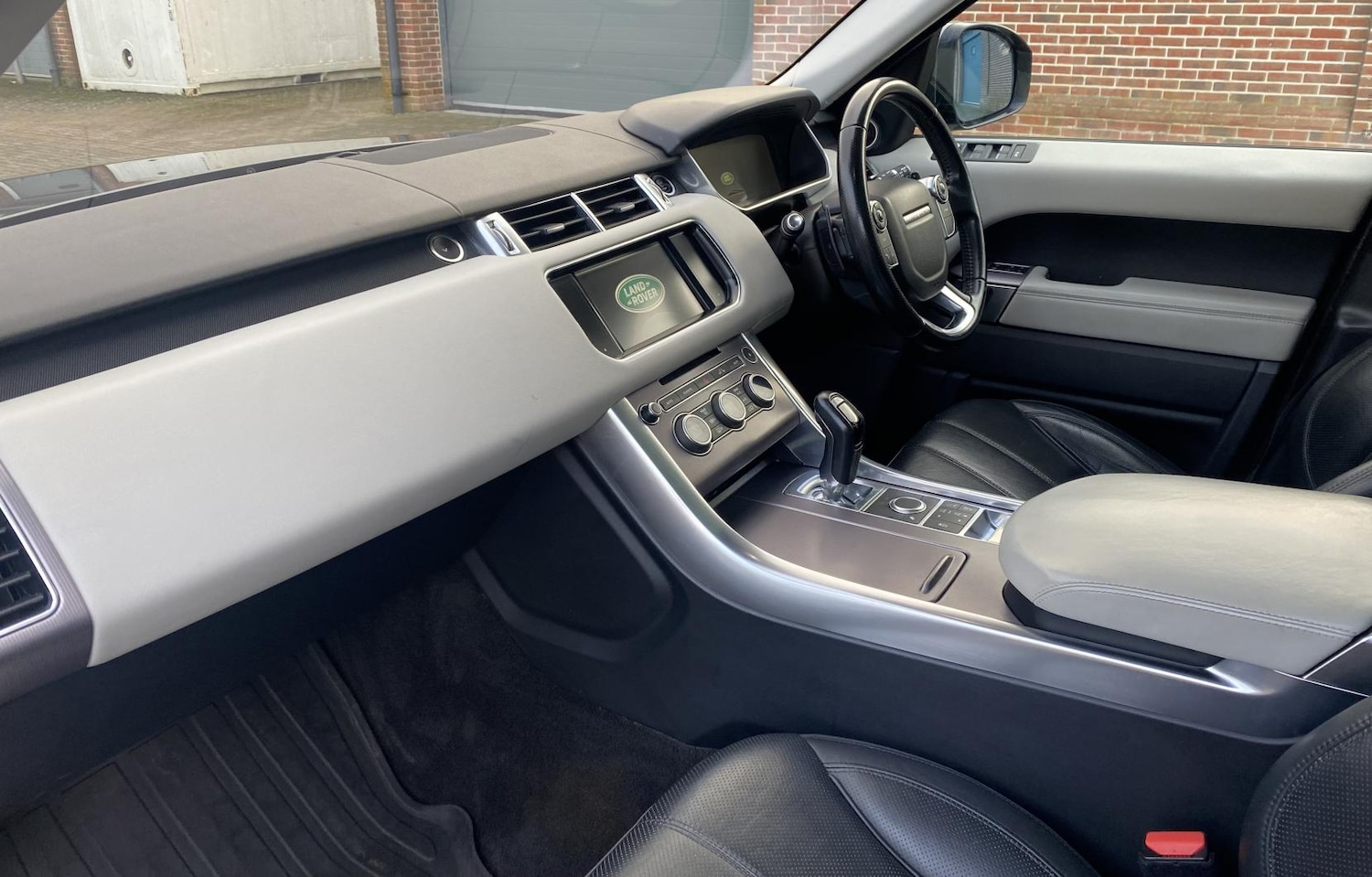 Used Land Rover Range Rover Sport 2015 for sale - 77045547: Photo 11