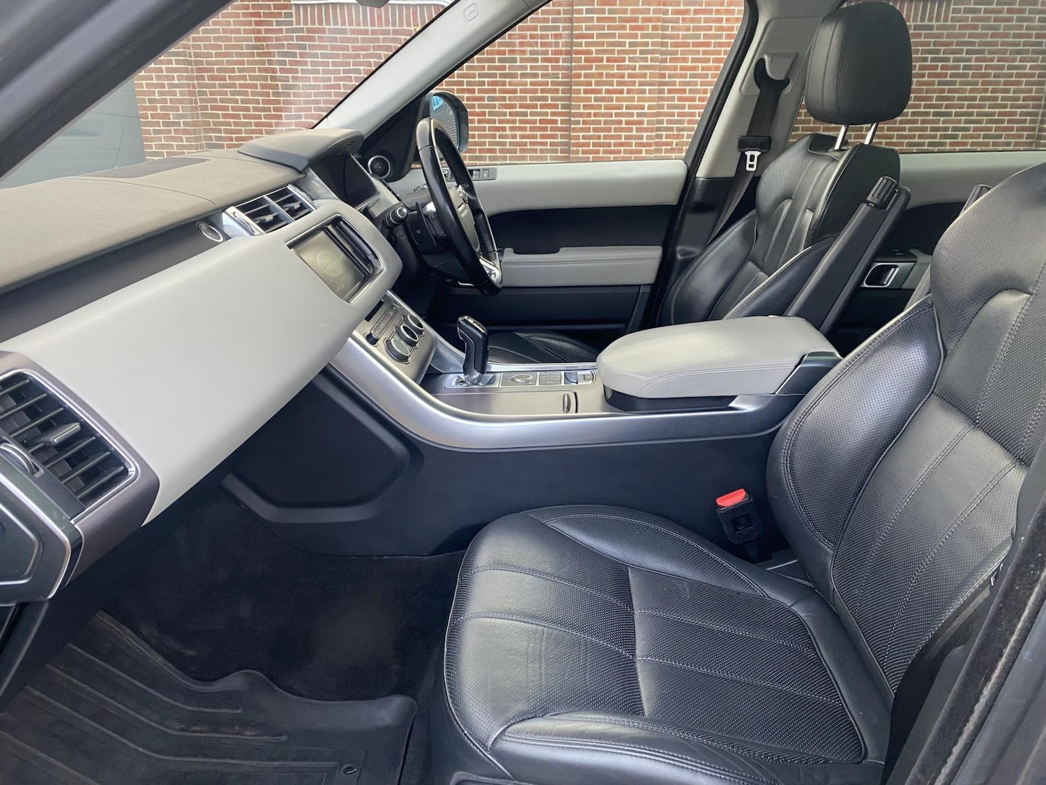 Used Land Rover Range Rover Sport 2015 for sale - 77045547: Photo 14