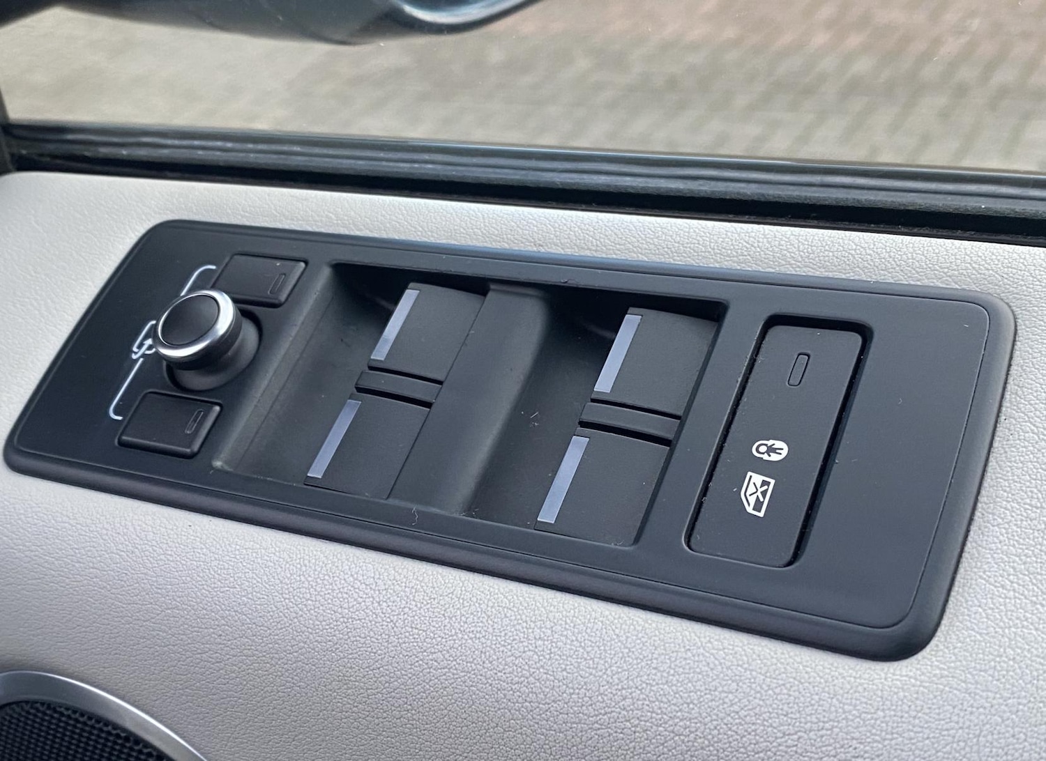 Used Land Rover Range Rover Sport 2015 for sale - 77045547: Photo 40