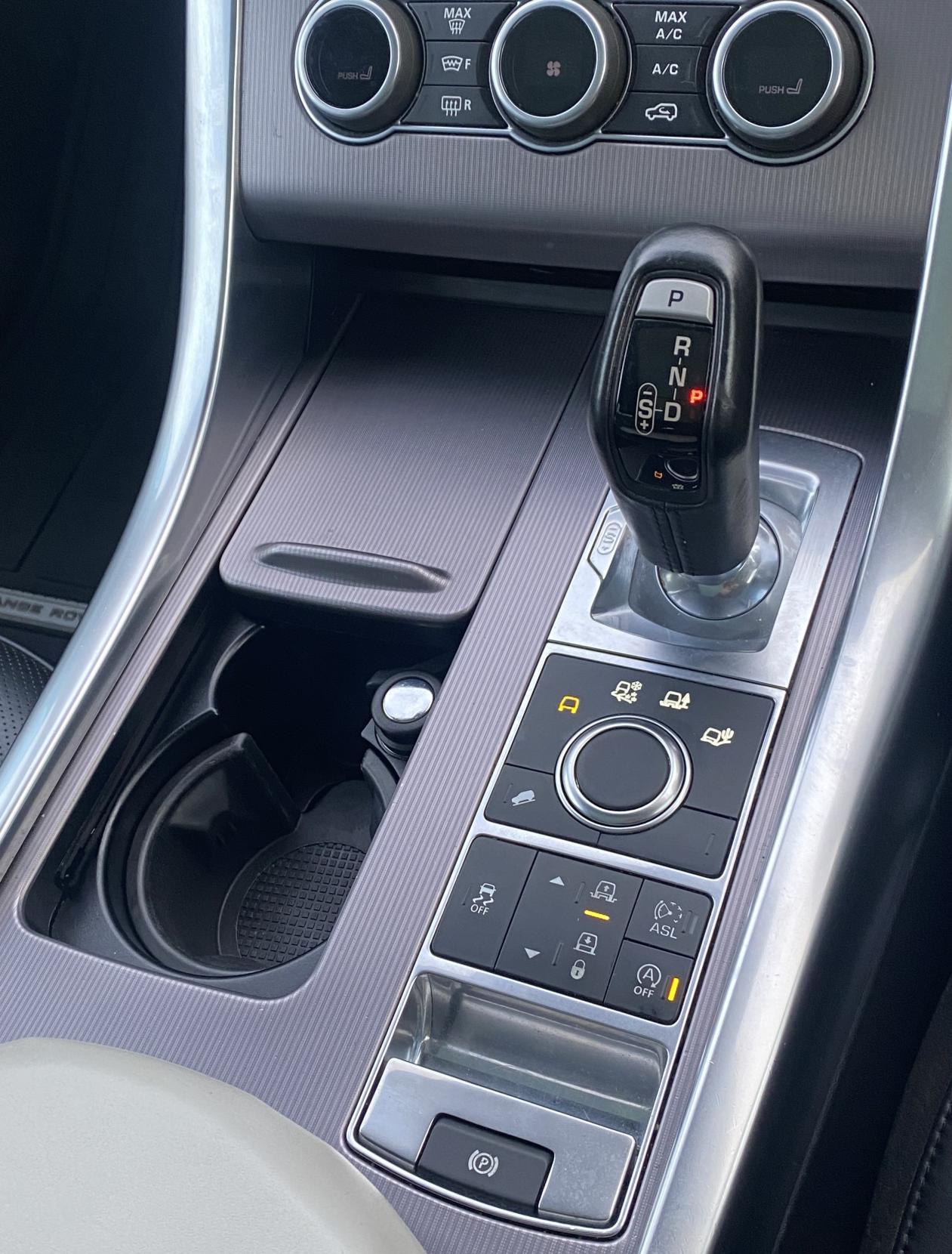 Used Land Rover Range Rover Sport 2015 for sale - 77045547: Photo 41