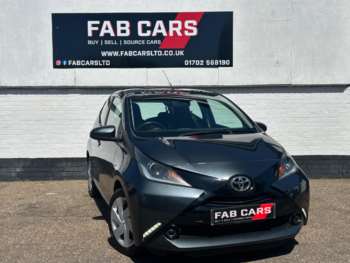 2016 (16) - 1.0 VVT-i X-Play 5dr x-shift