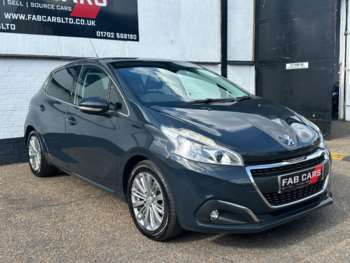 Used Peugeot 208 2017 for sale - 74762825: Photo