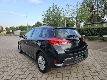 Used Toyota Auris 2015 for sale - 79374673: Photo