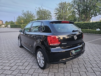 Used Volkswagen Polo 2010 for sale - 79412362: Photo