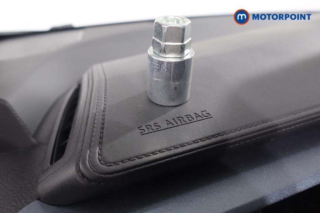 Used Toyota C-HR 2020 for sale - 76278759: Photo 24