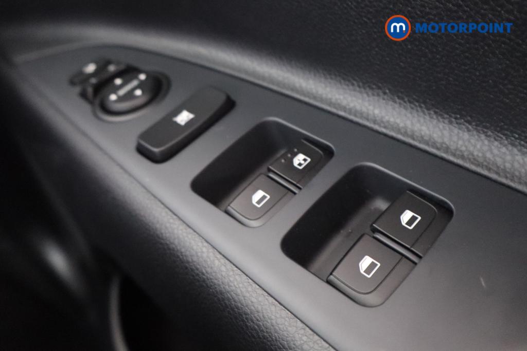 Used Kia Stonic 2024 for sale - 77775719: Photo 22