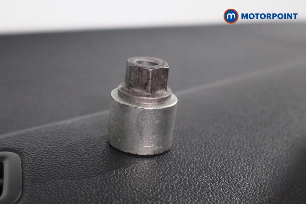 Used Volkswagen T-Roc 2021 for sale - 77607702: Photo 21