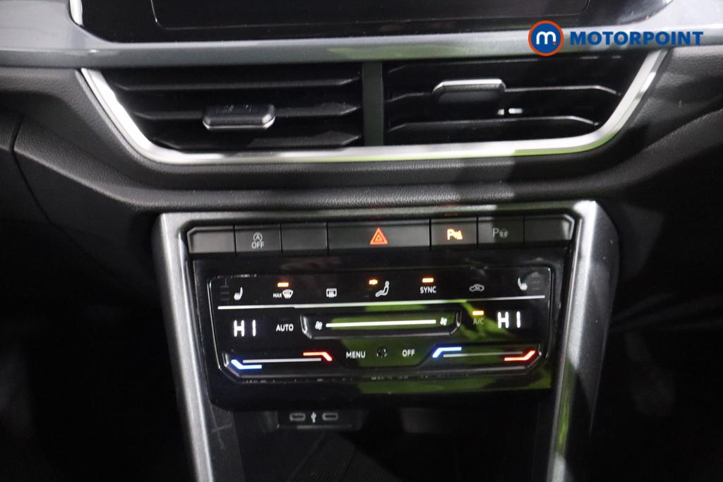 Used Volkswagen T-Roc 2023 for sale - 76878723: Photo 11