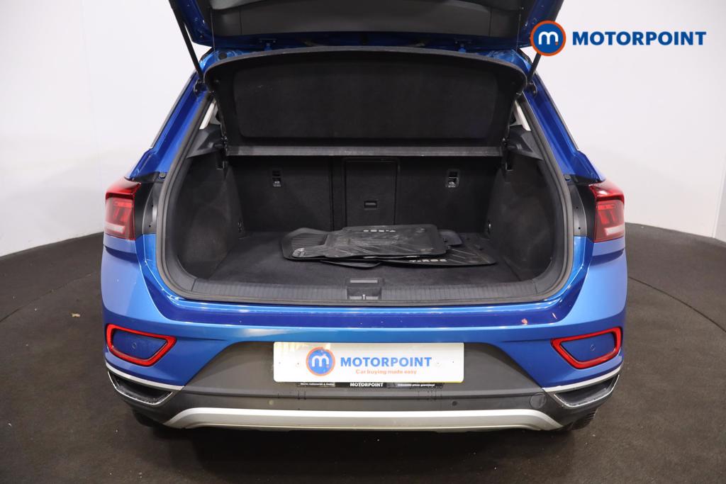 Used Volkswagen T-Roc 2023 for sale - 76878723: Photo 27