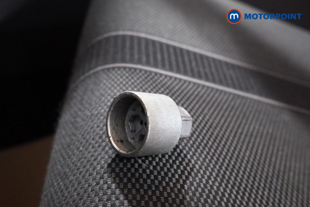 Used Volkswagen T-Roc 2022 for sale - 77845885: Photo 23