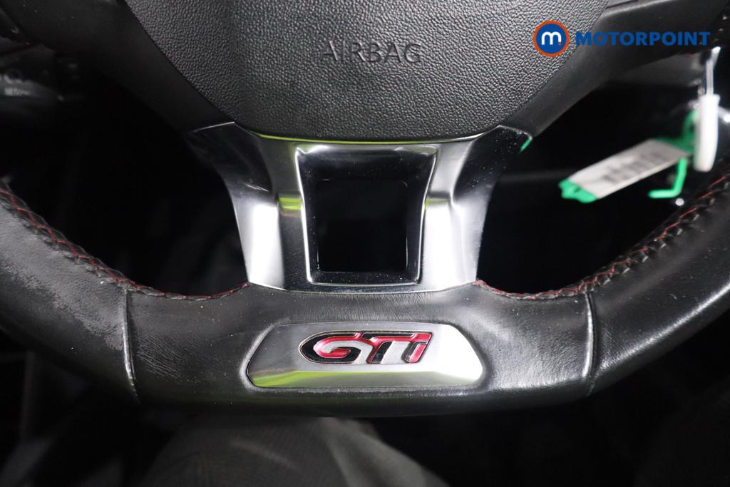 Used Peugeot 208 2015 for sale - 76949331: Photo 16