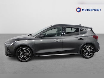 Used Ford Focus 2022 for sale - 76333022: Photo