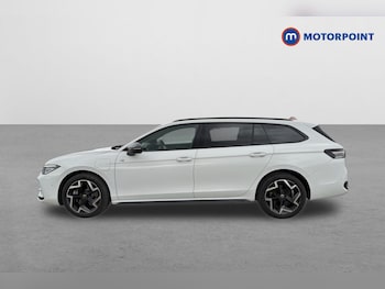 Used Volkswagen Passat 2025 for sale - 79567661: Photo