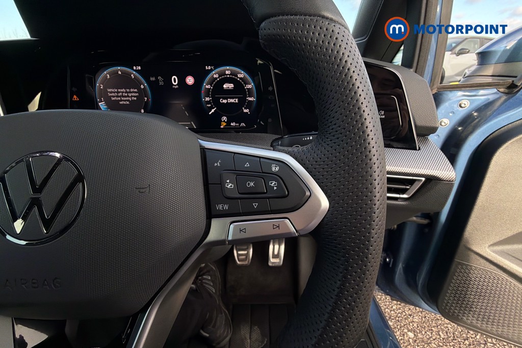 Used Volkswagen Golf 2025 for sale - 77872911: Photo 12