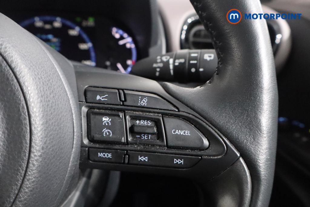 Used Toyota Yaris Cross 2023 for sale - 77286441: Photo 15