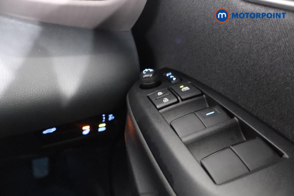 Used Toyota Yaris Cross 2023 for sale - 77286441: Photo 18